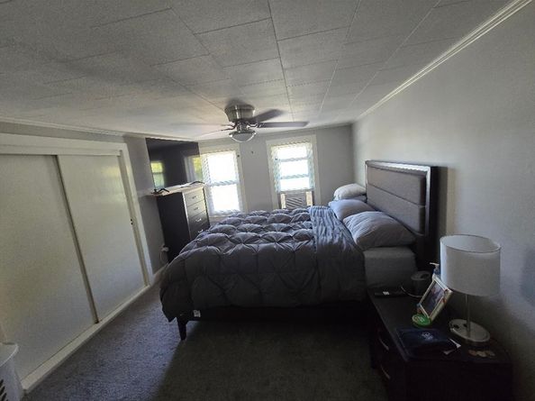 39 S Main St, Millbury MA 01527