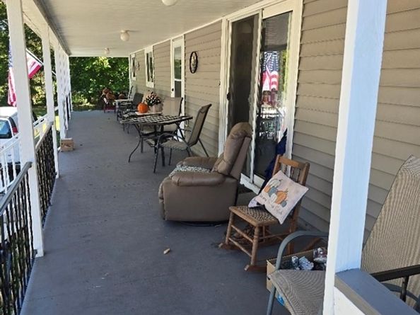 39 S Main St, Millbury MA 01527