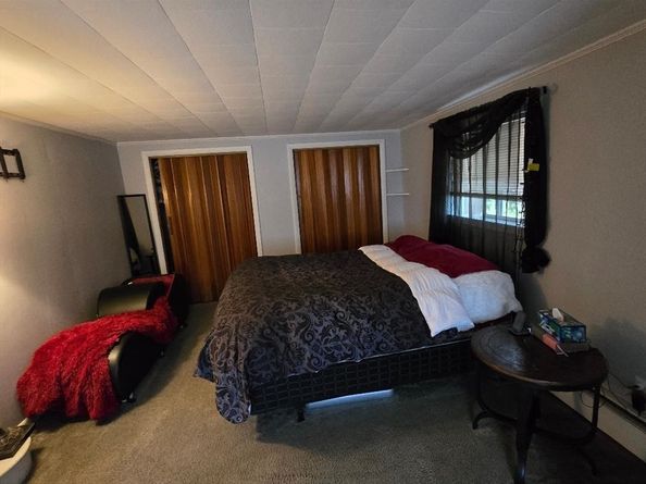 39 S Main St, Millbury MA 01527