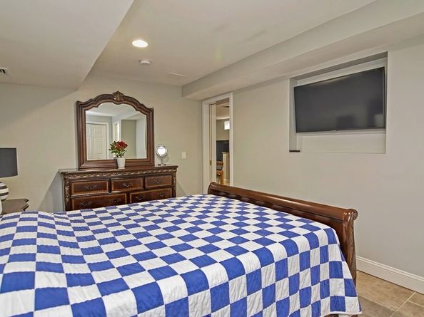 56 Valley St, Everett MA 02149