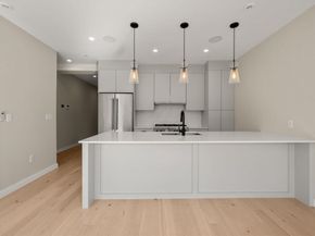 340 W 2nd Street 13, Boston MA 02127