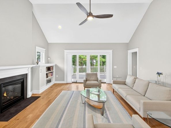 53 Standing Rock, Plymouth MA 02360