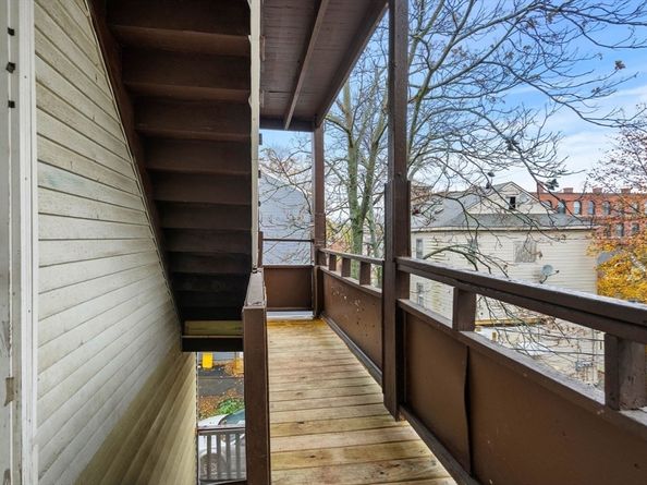 1 Cheney St, Worcester MA 01610