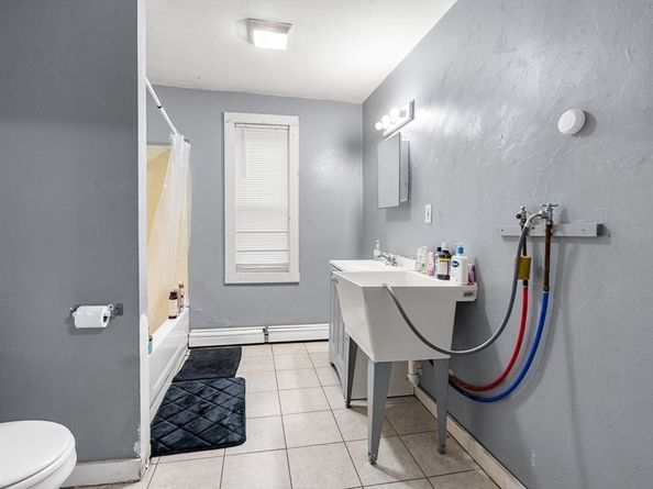 1 Cheney St, Worcester MA 01610