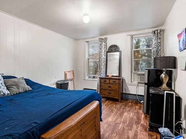 1 Cheney St, Worcester MA 01610