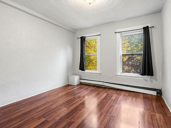 1 Cheney St, Worcester MA 01610