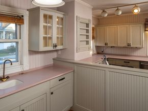 46 Sunset Ave, Hull MA 02045