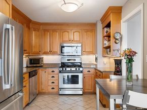 280 Boylston St 908, Newton MA 02467