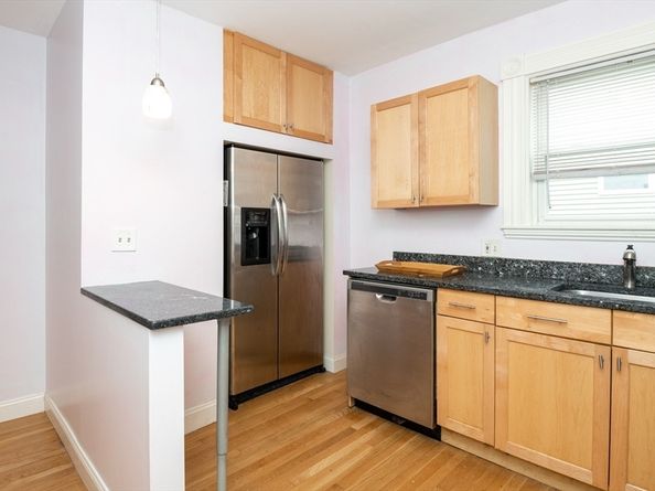 32 Almont St 321, Medford MA 02155