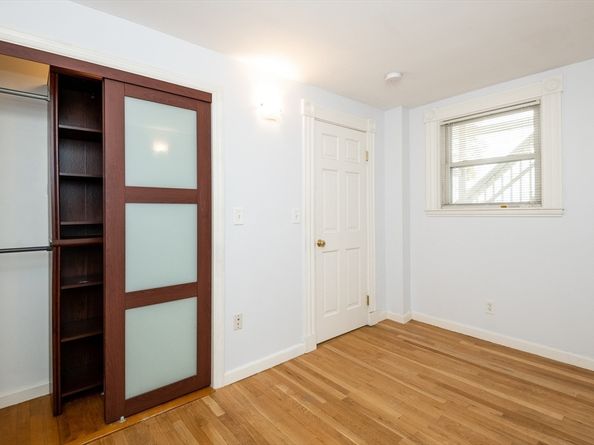 32 Almont St 321, Medford MA 02155