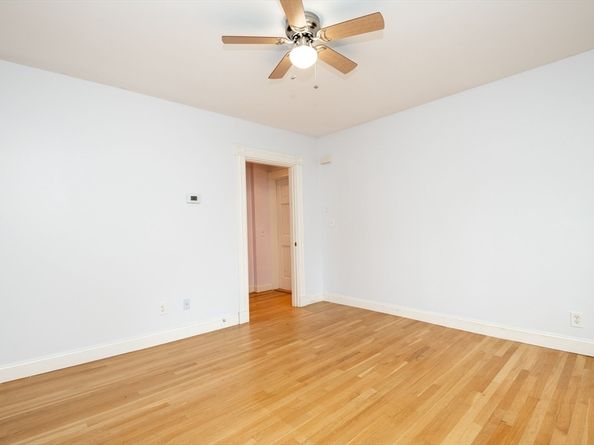 32 Almont St 321, Medford MA 02155