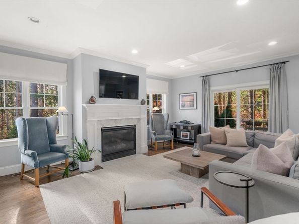 150 Dedham St, Dover MA 02030