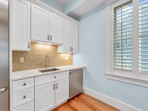 480 East 4th St 3, Boston MA 02127