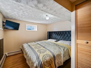 8 Hillview Ave, Boston MA 02131