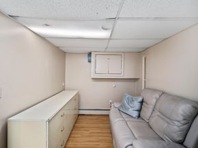 8 Hillview Ave, Boston MA 02131