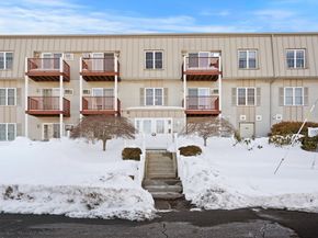 2 Ocean Ave 2K, Gloucester MA 01930