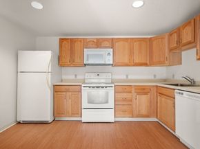 2 Ocean Ave 2K, Gloucester MA 01930