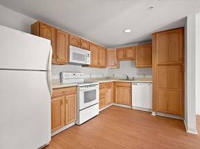 2 Ocean Ave 2K, Gloucester MA 01930