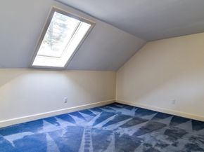 9 Buttercup Ln, Dover MA 02030