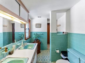 115 Kennedy Rd, Stoughton MA 02072