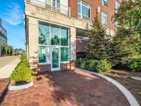 18 Cliveden 406W, Quincy MA 02169