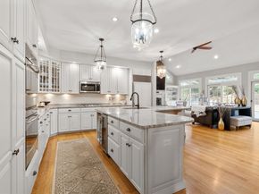 15 Homestead Dr, Medfield MA 02052