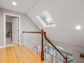 15 Homestead Dr, Medfield MA 02052