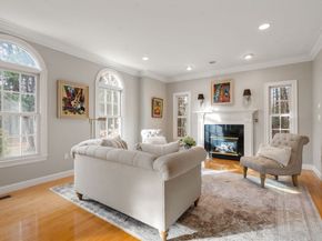 15 Homestead Dr, Medfield MA 02052