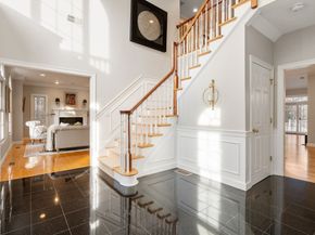 15 Homestead Dr, Medfield MA 02052