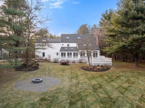 15 Homestead Dr, Medfield MA 02052