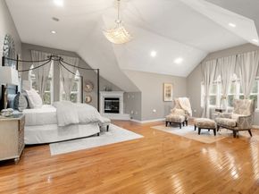 15 Homestead Dr, Medfield MA 02052