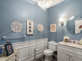 15 Homestead Dr, Medfield MA 02052