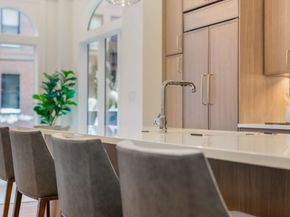 190 Marlborough A, Boston MA 02116