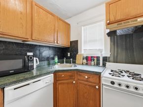 42 West Baltimore 18, Lynn MA 01902