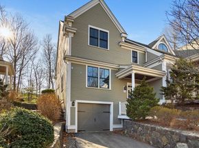 106 Johnson Woods Drive 106, Reading MA 01867