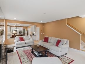 11 Howarth Drive, Upton MA 01568