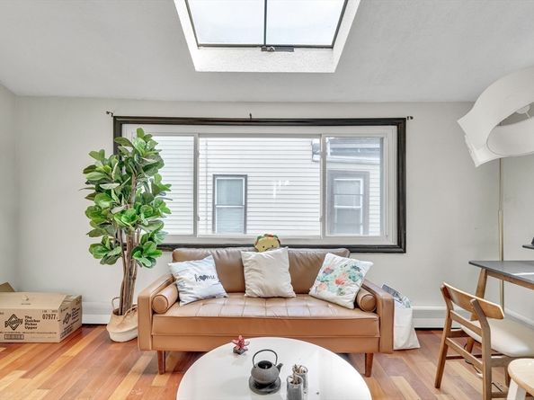 34 Summer St, Somerville MA 02143