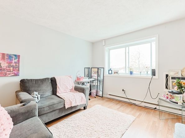 27 Willis St 18, Framingham MA 01702