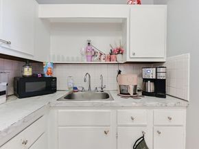 27 Willis St 18, Framingham MA 01702