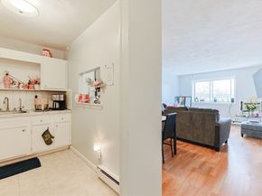 27 Willis St 18, Framingham MA 01702