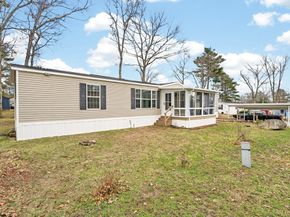 18 Timber Lane, Wareham MA 02576