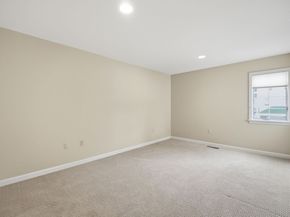 3901 Knightsbridge Close 3901, Worcester MA 01609