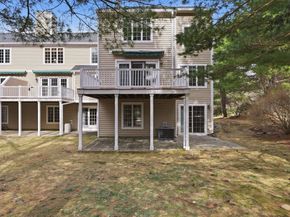 3901 Knightsbridge Close 3901, Worcester MA 01609