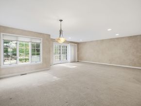 3901 Knightsbridge Close 3901, Worcester MA 01609