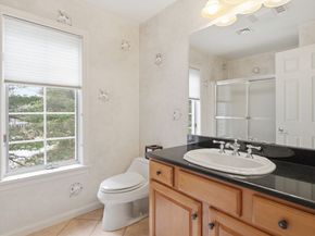 3901 Knightsbridge Close 3901, Worcester MA 01609