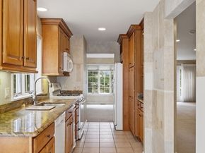 3901 Knightsbridge Close 3901, Worcester MA 01609