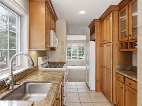 3901 Knightsbridge Close 3901, Worcester MA 01609