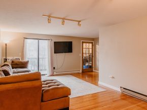 10 Hulbert Road 10, Worcester MA 01603