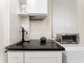 36 Joy St 3, Boston MA 02114