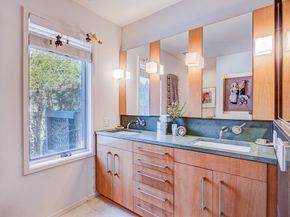 277 Nahanton St 277, Newton MA 02459
